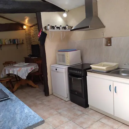 Holiday home La Retreat Barguillac *