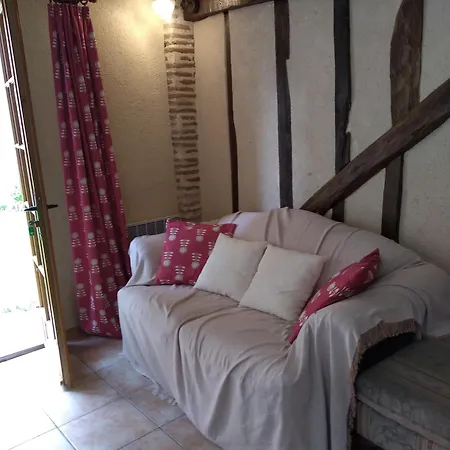 La Retreat Barguillac Holiday home *